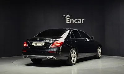 Mercedes-Benz E-Class 2017, 110428 км, за 18090000 KRW