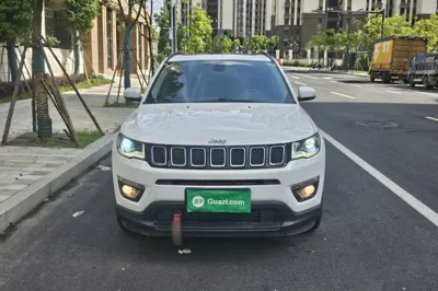 Jeep Compass 2019, 60100 км, за 47728.54 CNY