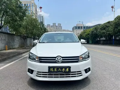 Volkswagen Jetta 2017, 104000 км, за 22799 CNY