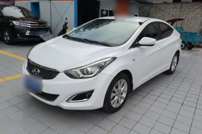Hyundai Elantra (5th Generation · 2016 год