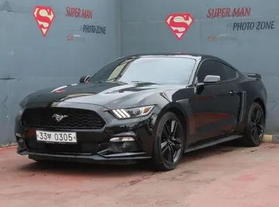 Ford Mustang · 2017 год