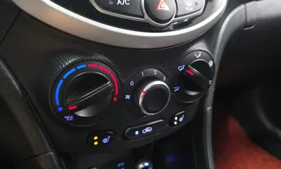 Hyundai Accent 2017, 88415 км, за 5900000 KRW - фото 18