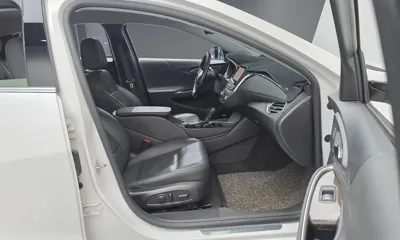 ChevroletGMDaewoo Malibu 2019, 65368 км, за 11750000 KRW - фото 12