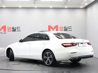 Mercedes-Benz E-Class 2021, 26058 км, за 32900000 KRW