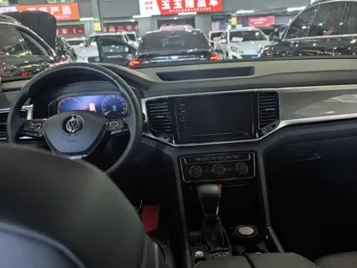 Volkswagen Teramont 2020, 120000 км, за 131000 CNY - фото 9
