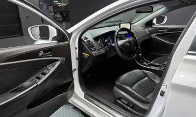 Hyundai Sonata 2012, 124120 км, за 4600000 KRW - фото 10