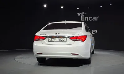 Hyundai Sonata 2013, 93032 км, за 6300000 KRW