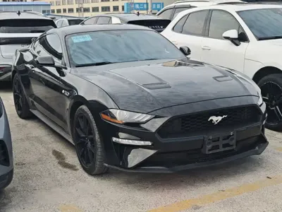 Ford Mustang 2018, 70000 км, за 95600 CNY