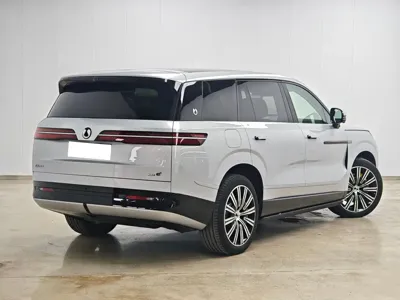 Denza 腾势N9 2025, 11000 км, за 309800 CNY