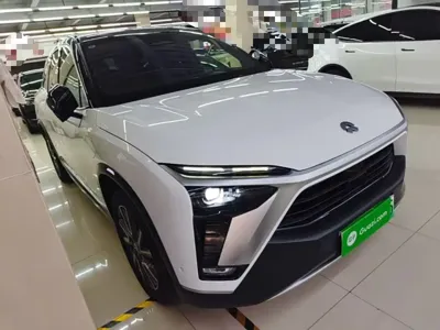 Nio ES8 2021, 69800 км, за 115100 CNY