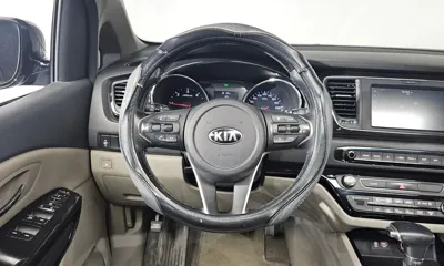 Kia Canival 2019, 182403 км, за 9900000 KRW - фото 13