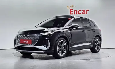 Audi Q4 e-tron · 2023 год