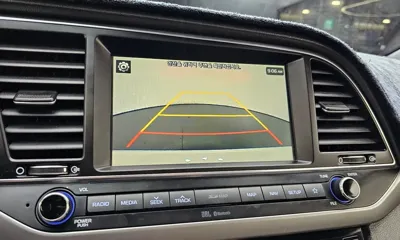 Hyundai Avante 2018, 61662 км, за 14500000 KRW - фото 15