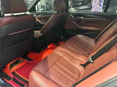 BMW 5 Series 2019, 150000 км, за 136800 CNY - фото 5
