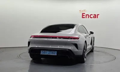 Porsche Taycan 2025, 14264 км, за 195000000 KRW