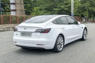 Tesla Model 3 2019, 75800 км, за 109535.68 CNY - фото 20