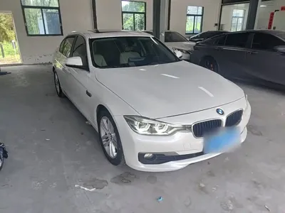 BMW 3 Series 2017, 114900 км, за 62800 CNY