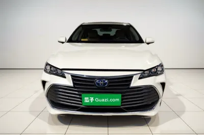 Toyota Avalon 2019, 52900 км, за 128746.74 CNY