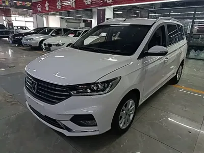 Baojun 360 2018, 86800 км, за 23700 CNY