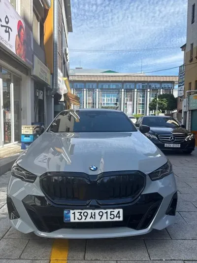 BMW 5-Series · 2024 год