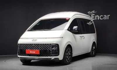 Hyundai Staria · 2022 год