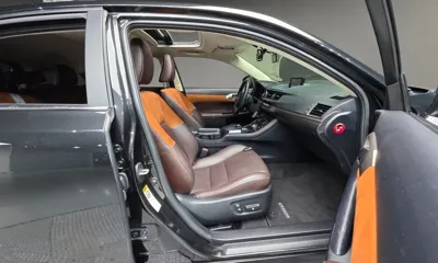 Lexus CT200h 2018, 120050 км, за 15300000 KRW - фото 10