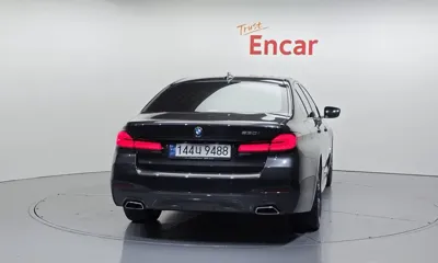 BMW 5-Series 2023, 51984 км, за 48000000 KRW
