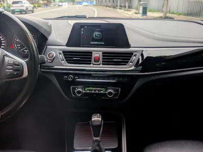 BMW 1 Series 2018, 116500 км, за 59870.18 CNY - фото 15