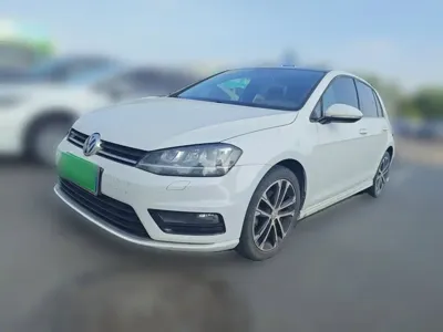 Volkswagen Golf · 2017 год