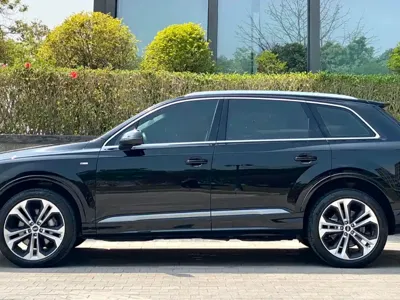 Audi Q7 2021, 55000 км, за 365000 CNY - фото 6