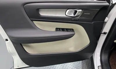 Volvo XC40 2025, 7897 км, за 43900000 KRW - фото 24