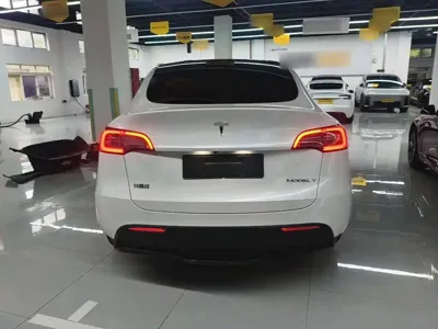 Tesla Model Y 2021, 42100 км, за 189700 CNY - фото 6