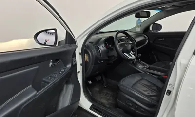 Kia Sportage 2011, 57462 км, за 8300000 KRW - фото 10