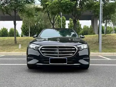 Mercedes-Benz E-Class 2025, 25000 км, за 299800 CNY