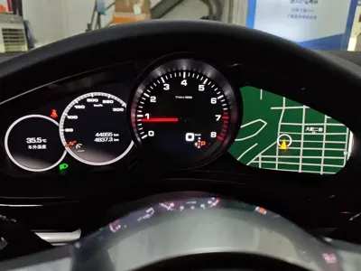 Porsche Panamera 2021, 44800 км, за 528800 CNY