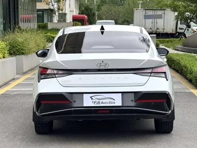 Hyundai Elantra 2023, 30000 км, за 89800 CNY - фото 10