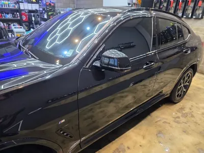 BMW X4 2023, 30100 км, за 56900000 KRW