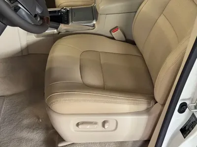 Toyota Land Cruiser 2018, 140000 км, за 468000 CNY - фото 5