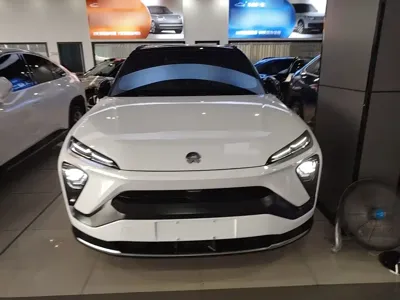 Nio ES6 2023, 82400 км, за 152300 CNY