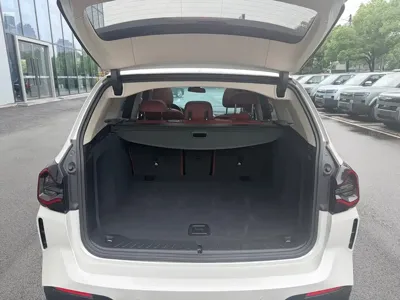 BMW X3 2022, 80000 км, за 128800 CNY - фото 11