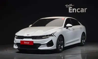 Kia K5 · 2021 год