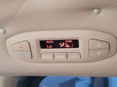 Kia Canival 2016, 90000 км, за 15500000 KRW - фото 16