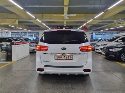 Kia Canival 2019, 154387 км, за 13900000 KRW