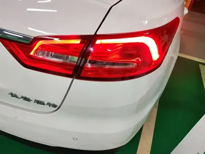 Ford Escort 2019, 102500 км, за 28600 CNY - фото 8