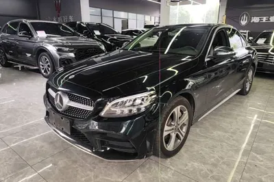 Mercedes-Benz C-Class · 2020 год