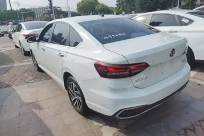 Volkswagen Lavida 2023, 30600 км, за 84559.94 CNY