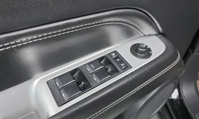 Jeep Compass 2015, 78179 км, за 7900000 KRW - фото 12