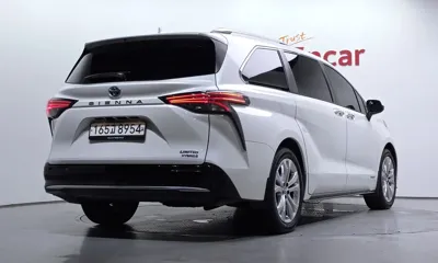 Toyota Sienna 2021, 27247 км, за 42900000 KRW