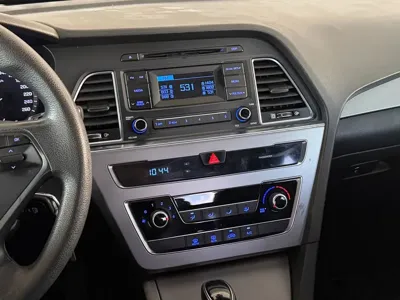 Hyundai Sonata 2017, 338689 км, за 3000000 KRW - фото 12