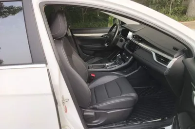 Geely Auto Emgrand 2019, 29900 км, за 44139.5 CNY - фото 19